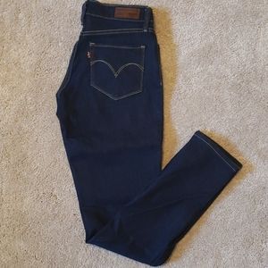 Levi's